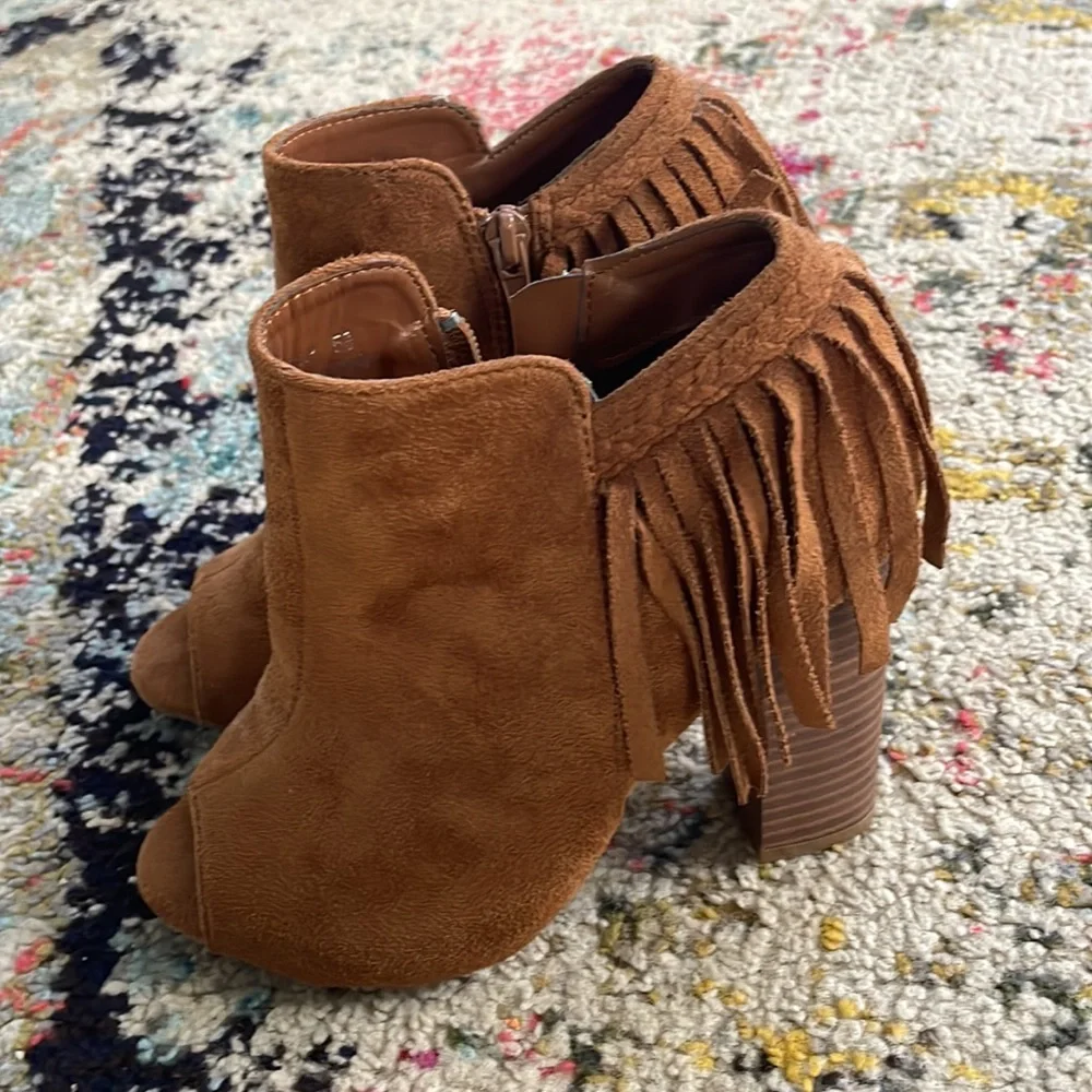 Tassel Booties - Picture 2 of 6